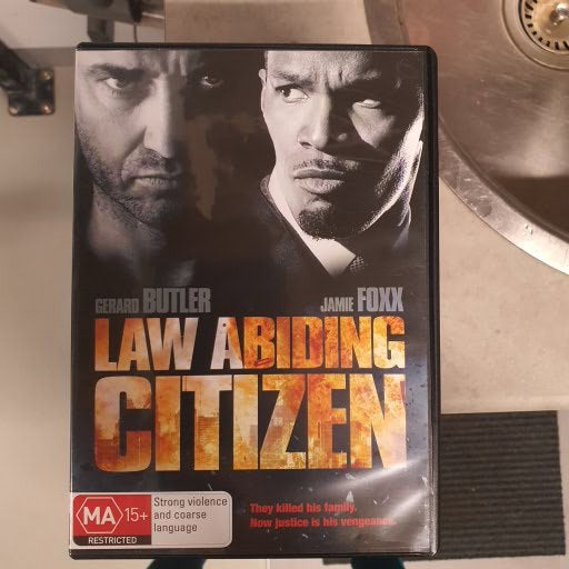 LAW ABIDING CITIZEN