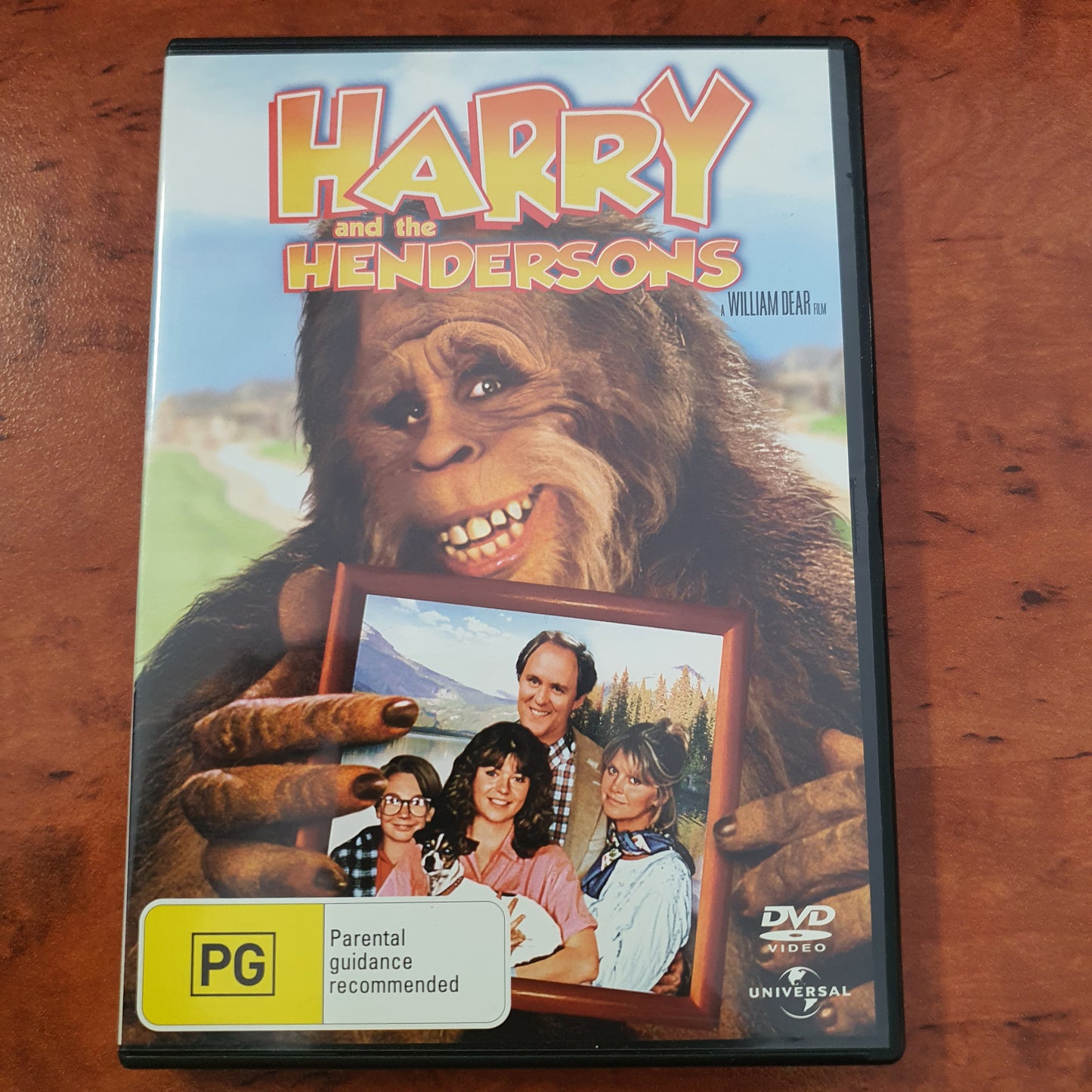 HARRY & THE HENDERSONS