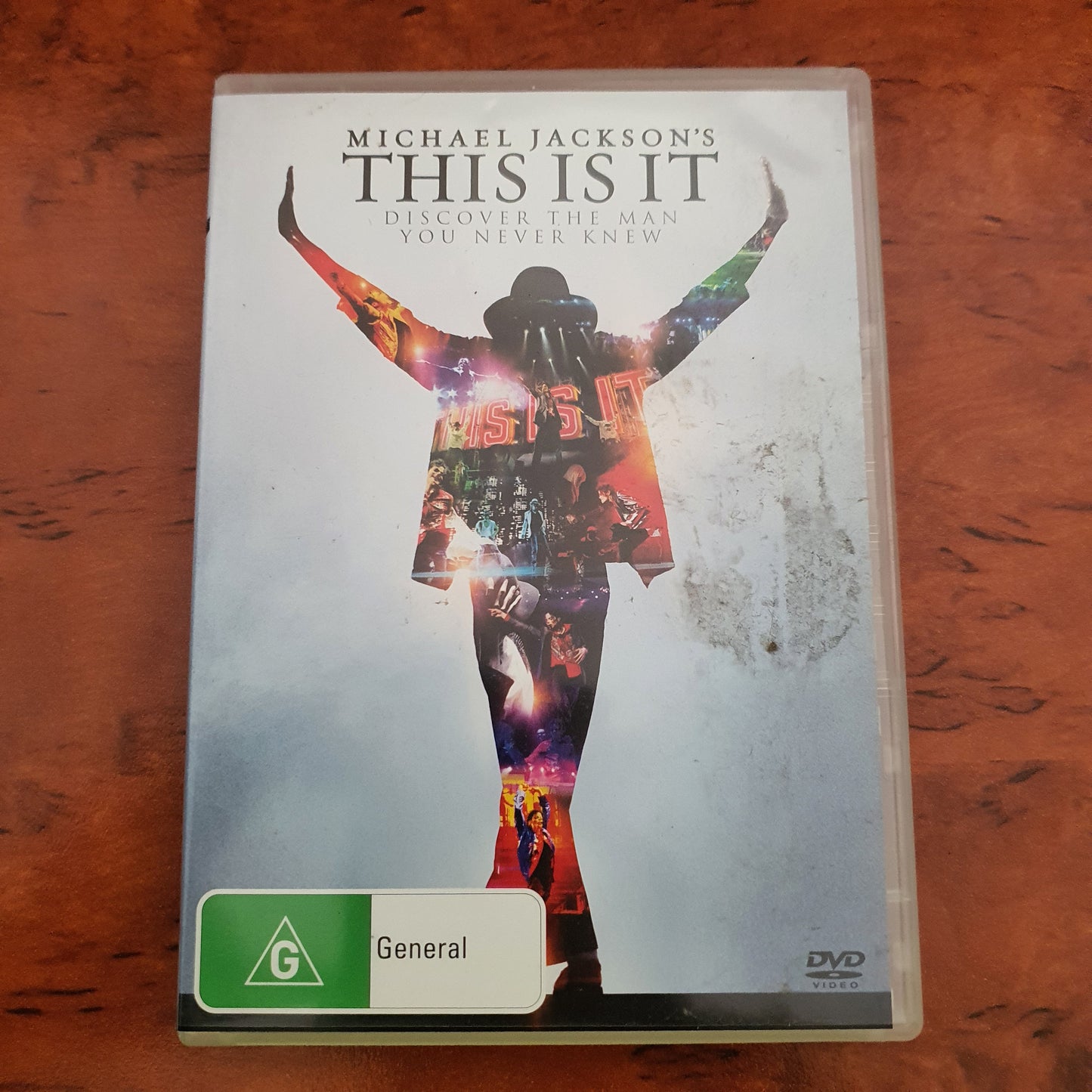 MICHAEL JACKSON THIS IS IT