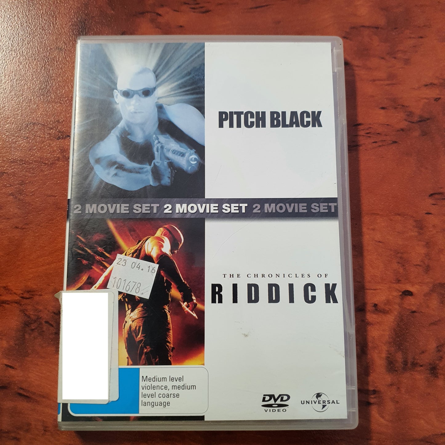 PITCH BLACK & riddick